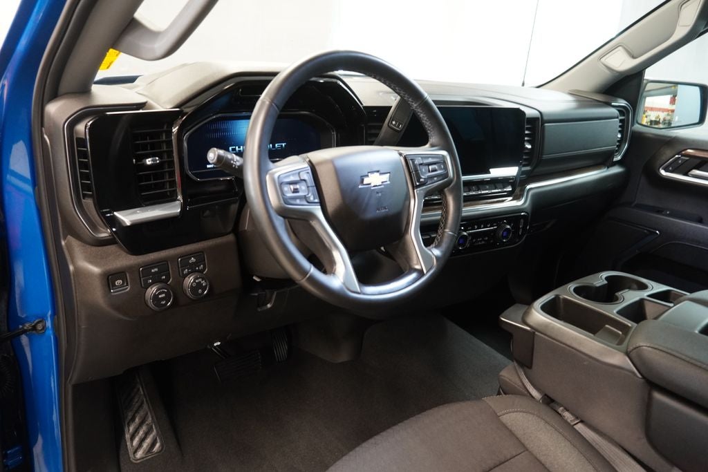2023 Chevrolet Silverado 1500 LT LT1 CREW CAB 4X4