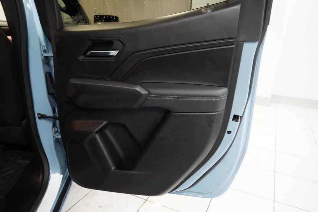 2025 Chevrolet Colorado LT