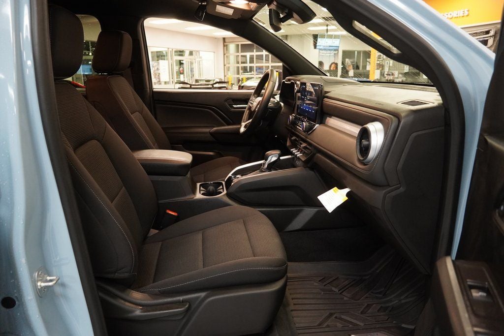 2025 Chevrolet Colorado LT