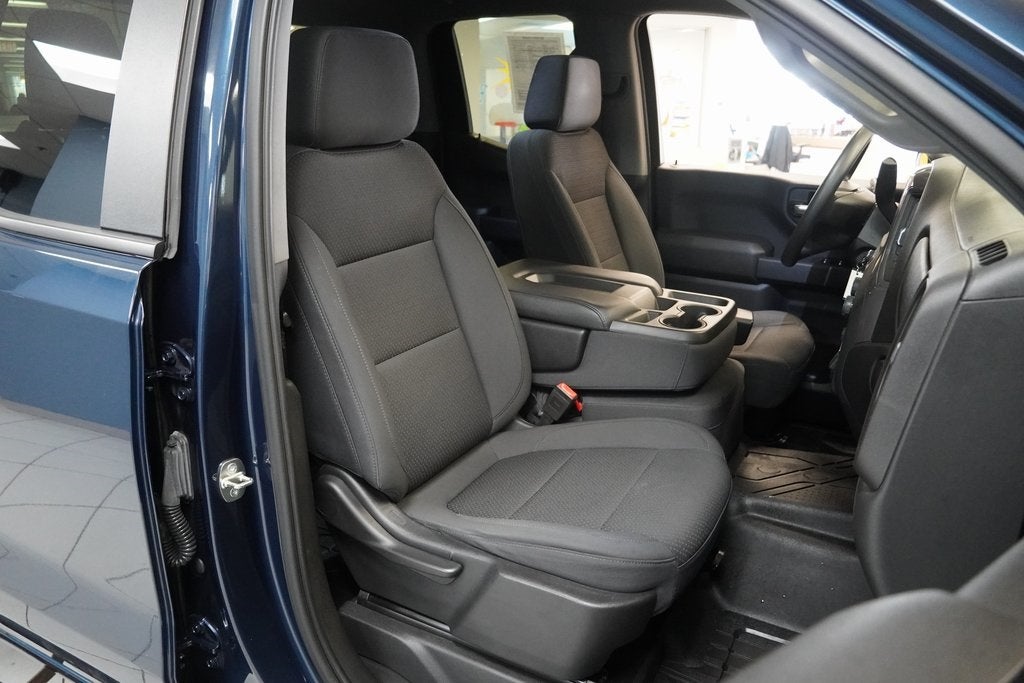 2020 Chevrolet Silverado 1500 Custom 4WD w/20" Wheels