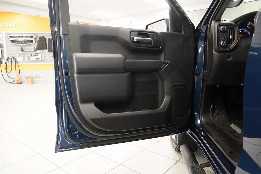 2020 Chevrolet Silverado 1500 Custom 4WD w/20" Wheels