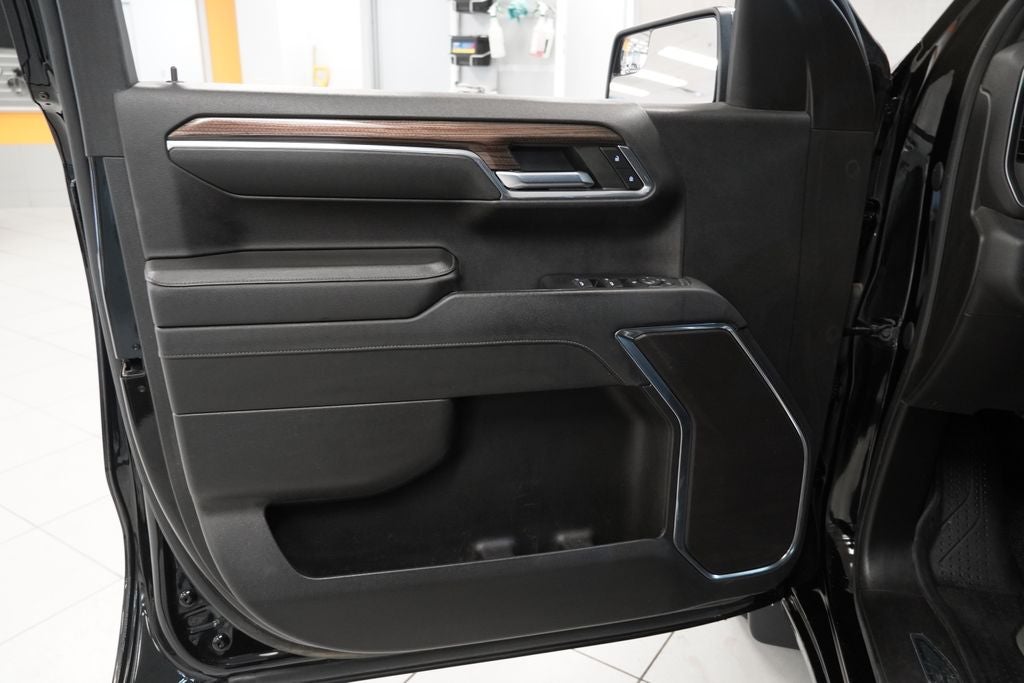 2024 Chevrolet Silverado 1500 LT LT1 CREW CAB 4X4