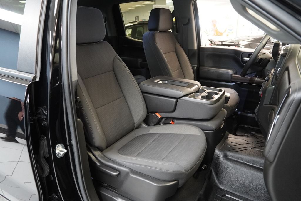 2022 Chevrolet Silverado 1500 LTD RST CREW CAB 4X4