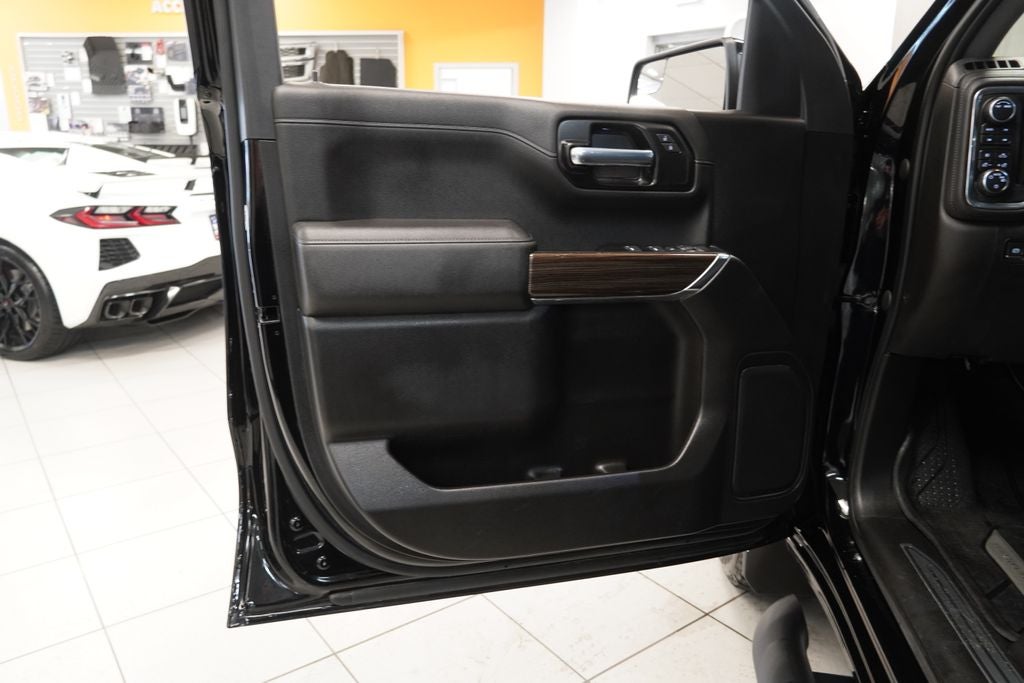 2022 Chevrolet Silverado 1500 LTD RST CREW CAB 4X4