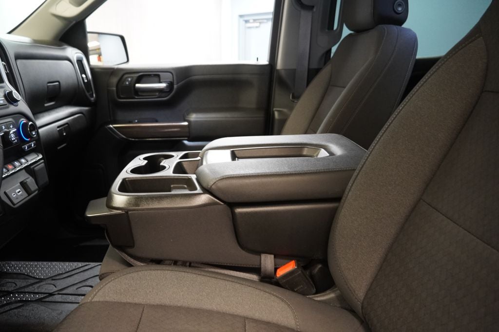 2022 Chevrolet Silverado 1500 LTD RST CREW CAB 4X4