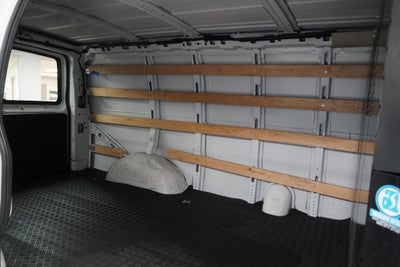 2021 Chevrolet Express 2500 Work Van Cargo