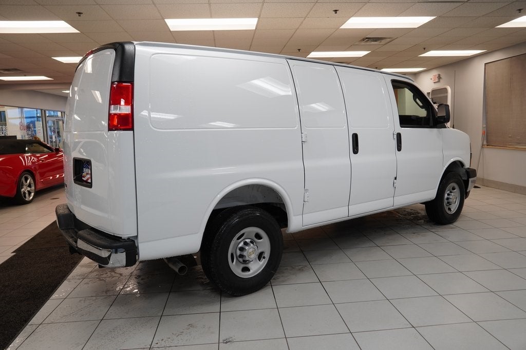 2025 Chevrolet Express 2500 Work Van Cargo