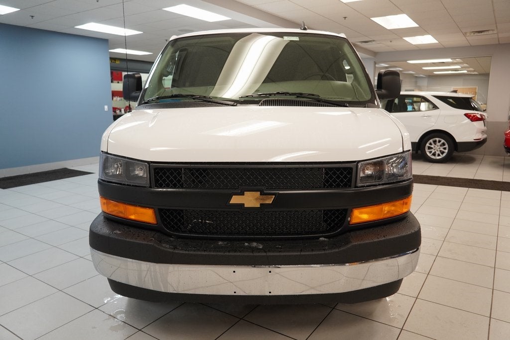 2025 Chevrolet Express 2500 Work Van Cargo