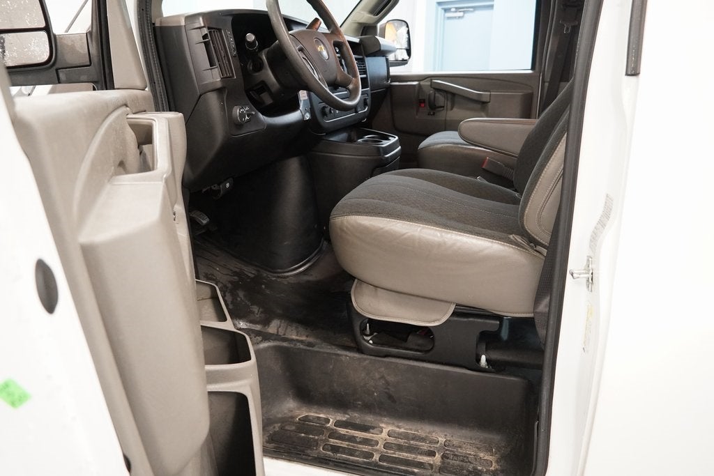 2019 Chevrolet Express 2500 Work Van Cargo