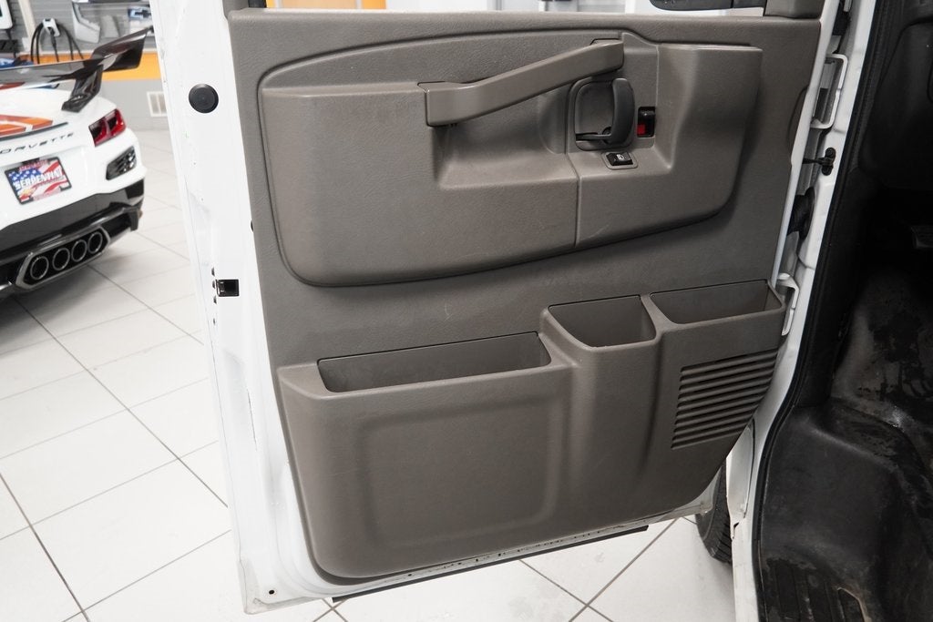 2019 Chevrolet Express 2500 Work Van Cargo