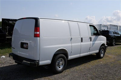 2025 Chevrolet Express 3500 Work Van Cargo