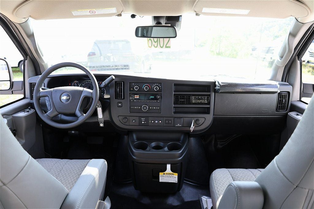 2025 Chevrolet Express 3500 Work Van Cargo