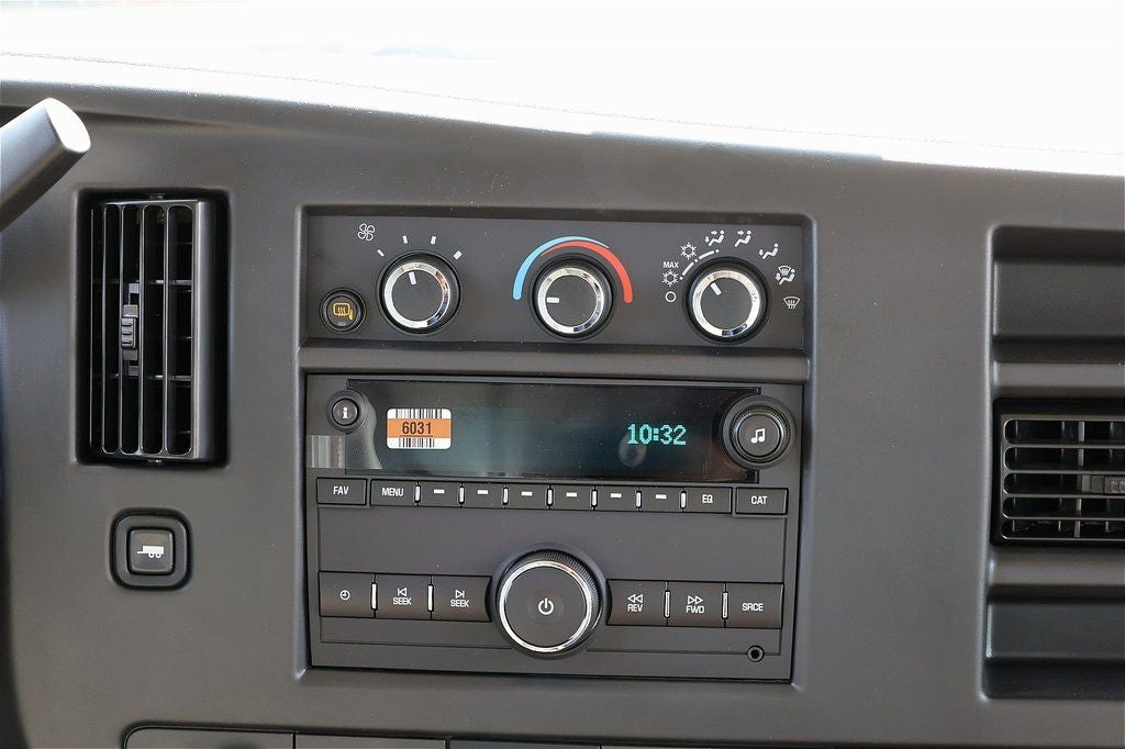 2025 Chevrolet Express 3500 Work Van Cargo