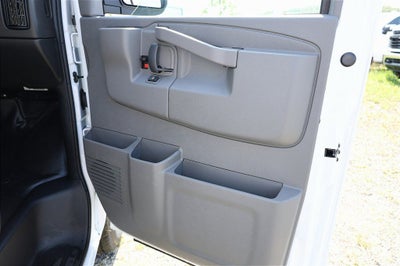 2025 Chevrolet Express 3500 Work Van Cargo