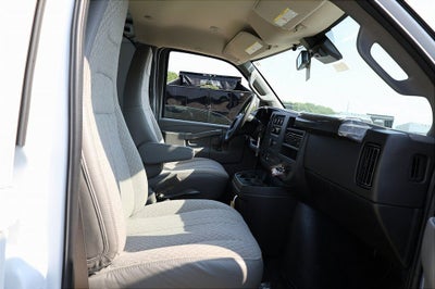 2025 Chevrolet Express 3500 Work Van Cargo