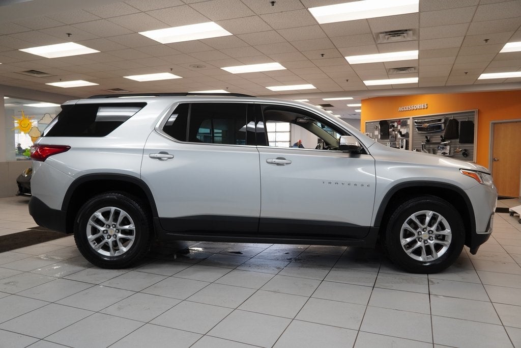 2019 Chevrolet Traverse LT Cloth w/1LT