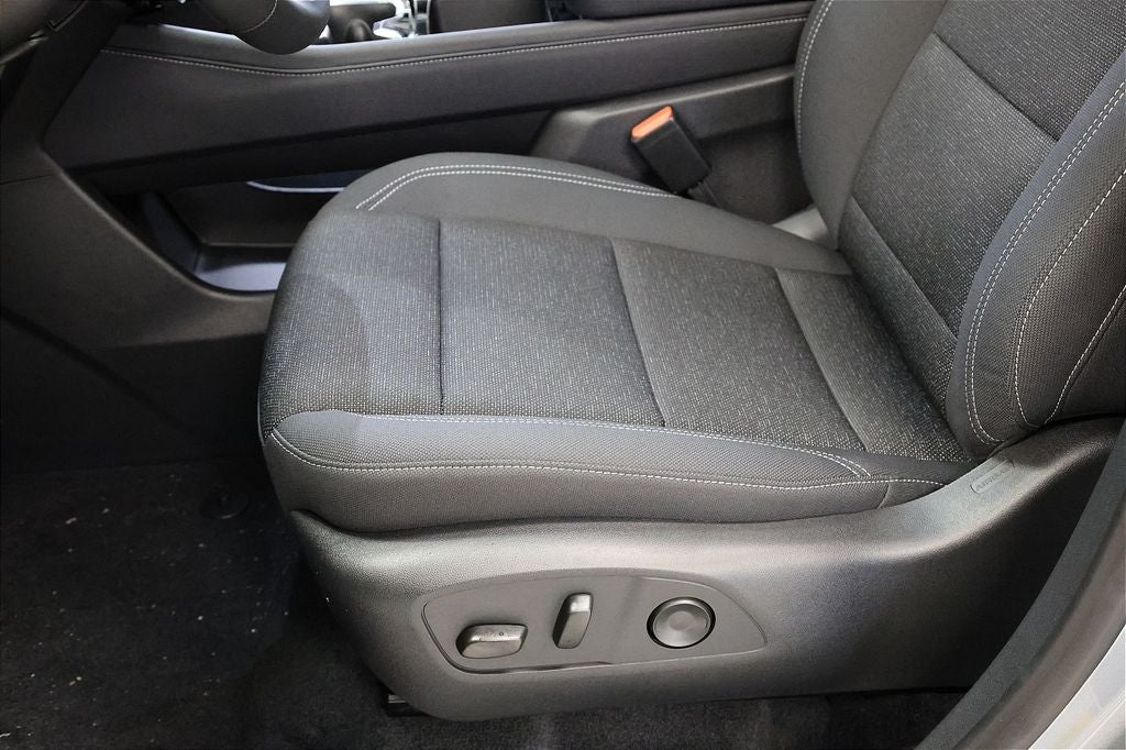 2026 Chevrolet Traverse LT 2LT