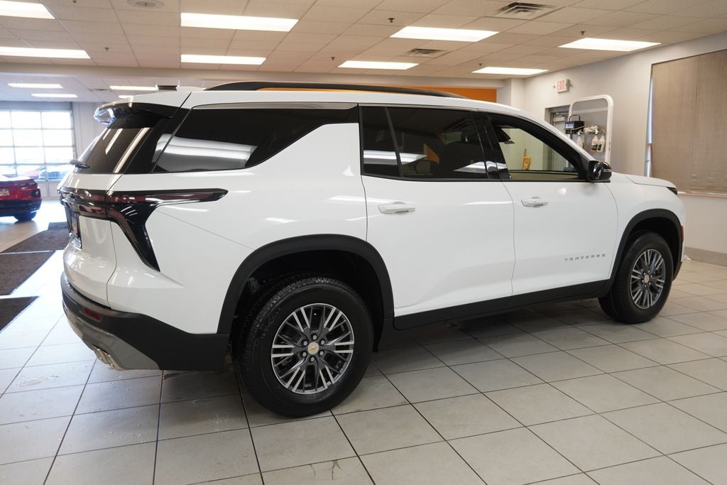 2026 Chevrolet Traverse LT 2LT