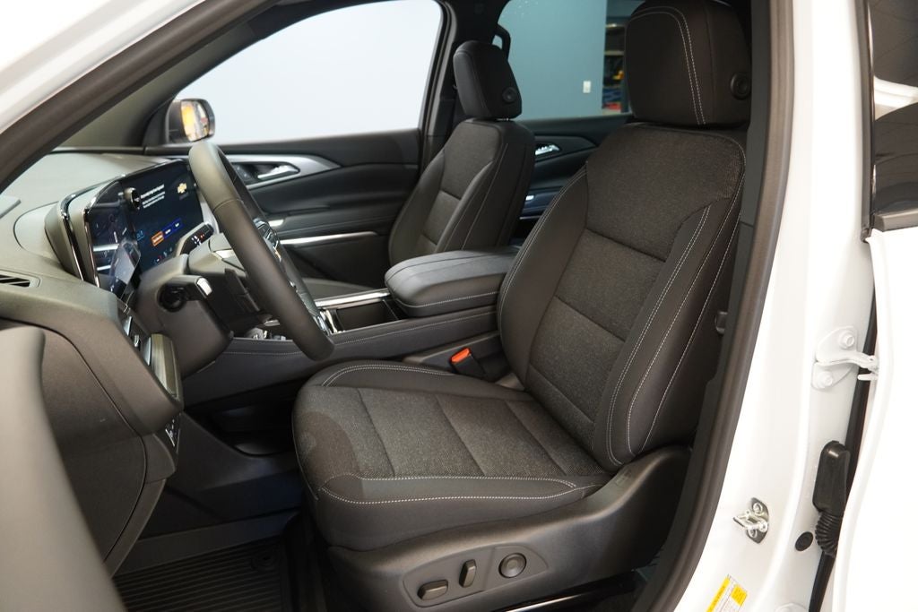 2026 Chevrolet Traverse LT 2LT