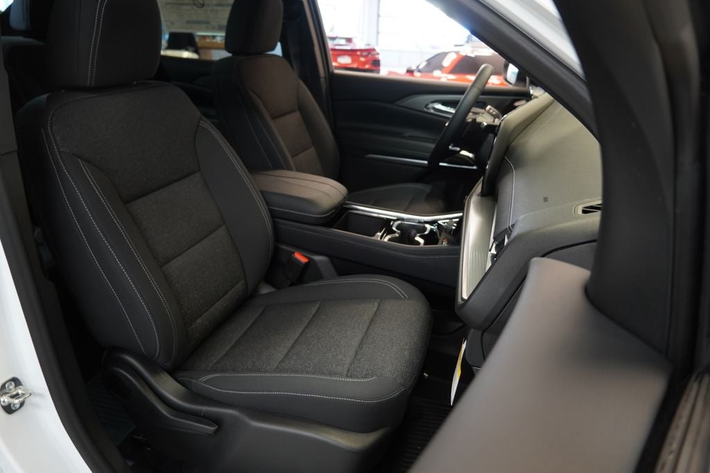 2026 Chevrolet Traverse LT 2LT