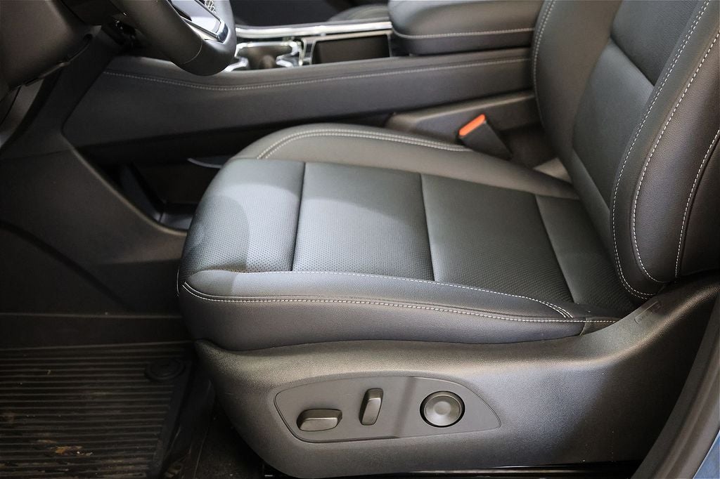 2026 Chevrolet Traverse LT 2LT