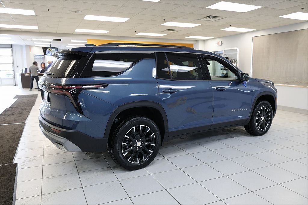 2026 Chevrolet Traverse LT 2LT