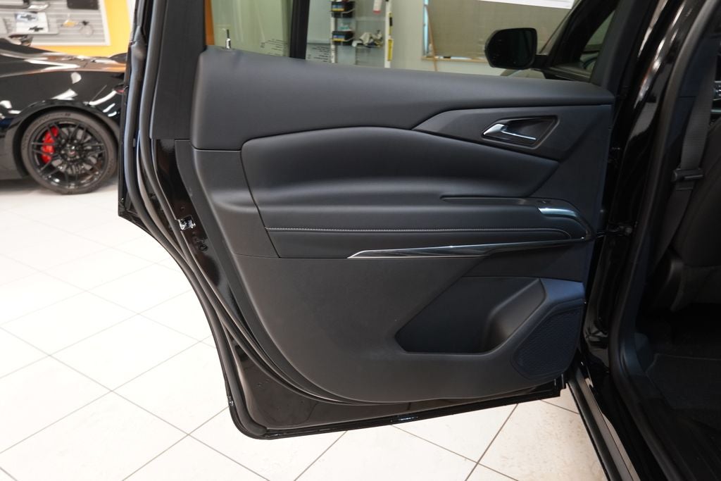 2026 Chevrolet Traverse LT 2LT