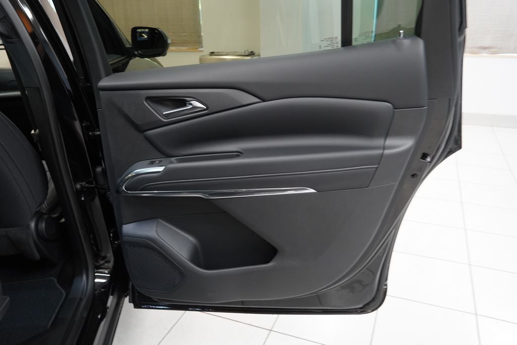 2026 Chevrolet Traverse LT 2LT