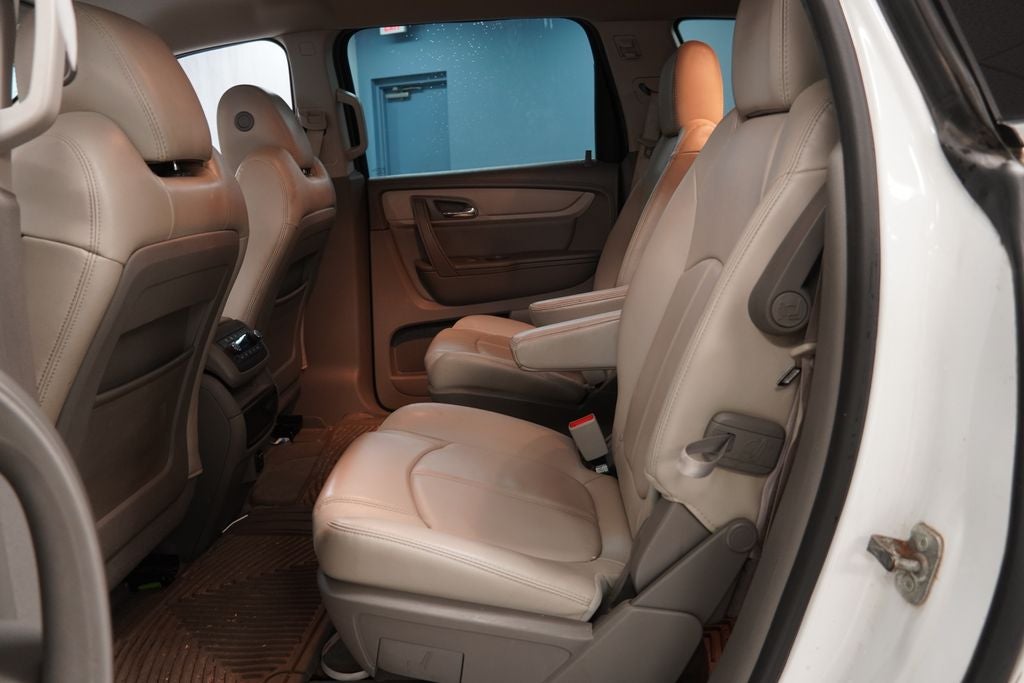 2016 Chevrolet Traverse 2LT 2LT AWD