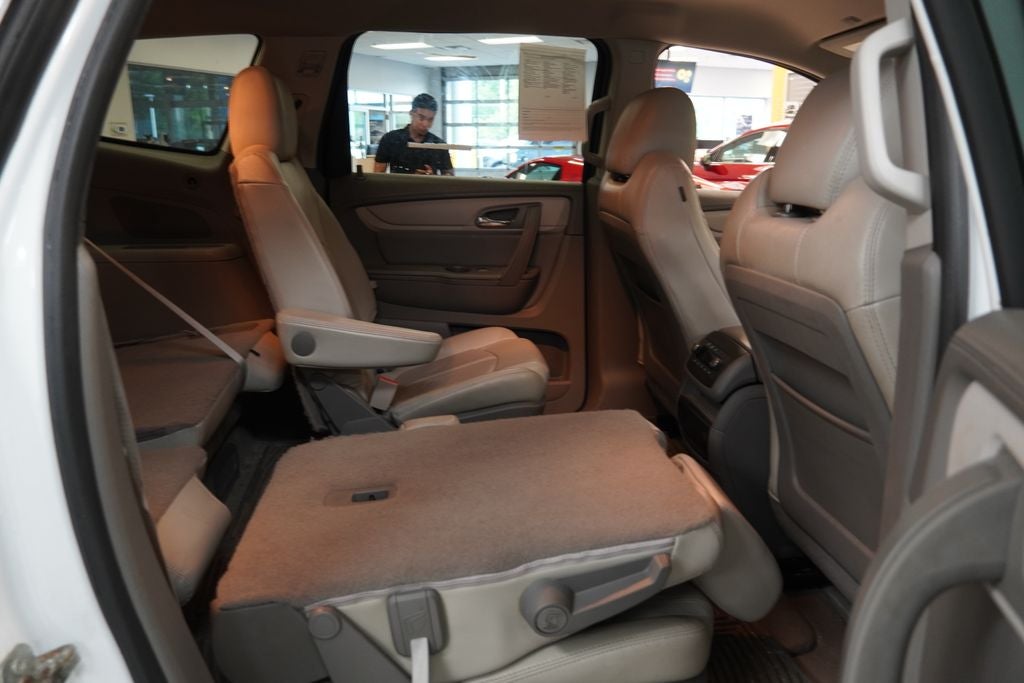 2016 Chevrolet Traverse 2LT 2LT AWD