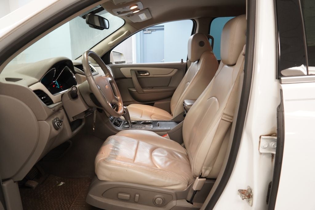 2016 Chevrolet Traverse 2LT 2LT AWD