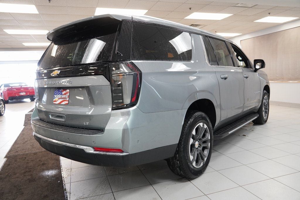2026 Chevrolet Suburban LT