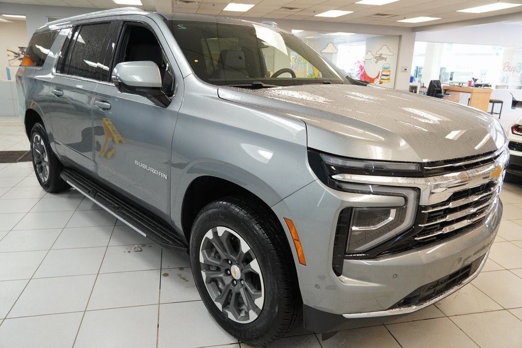 2026 Chevrolet Suburban LT