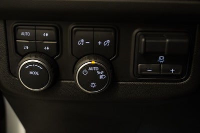 2024 Chevrolet Suburban LT 4X4