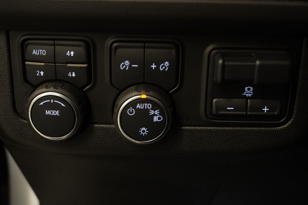 2024 Chevrolet Suburban LT 4X4