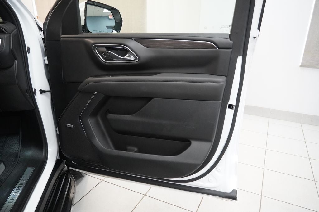 2024 Chevrolet Suburban LT 4X4