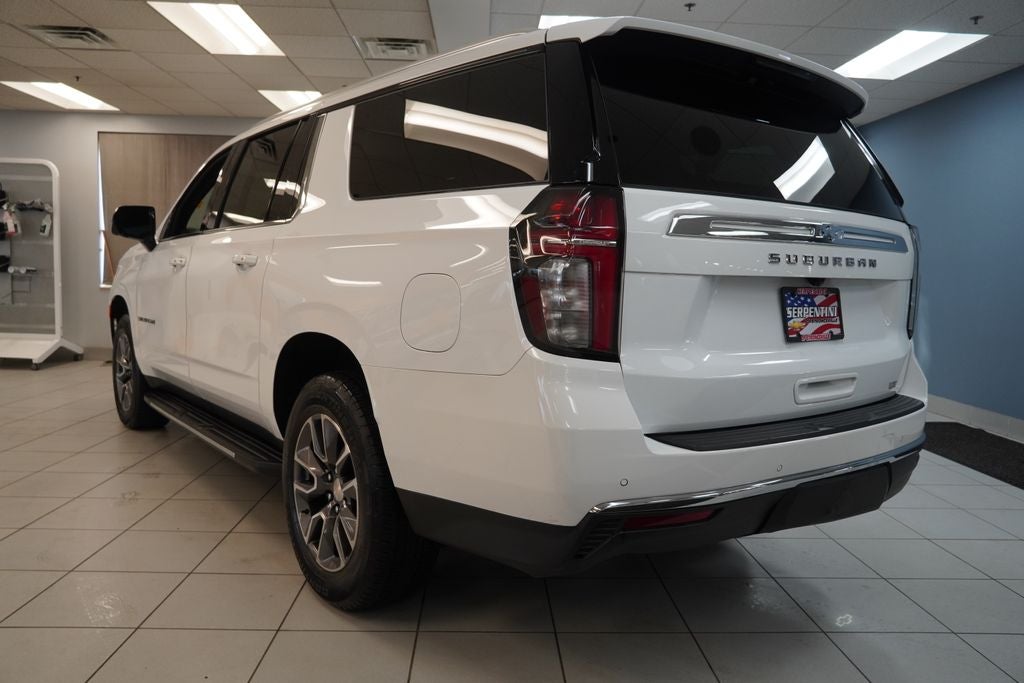 2024 Chevrolet Suburban LT 4X4