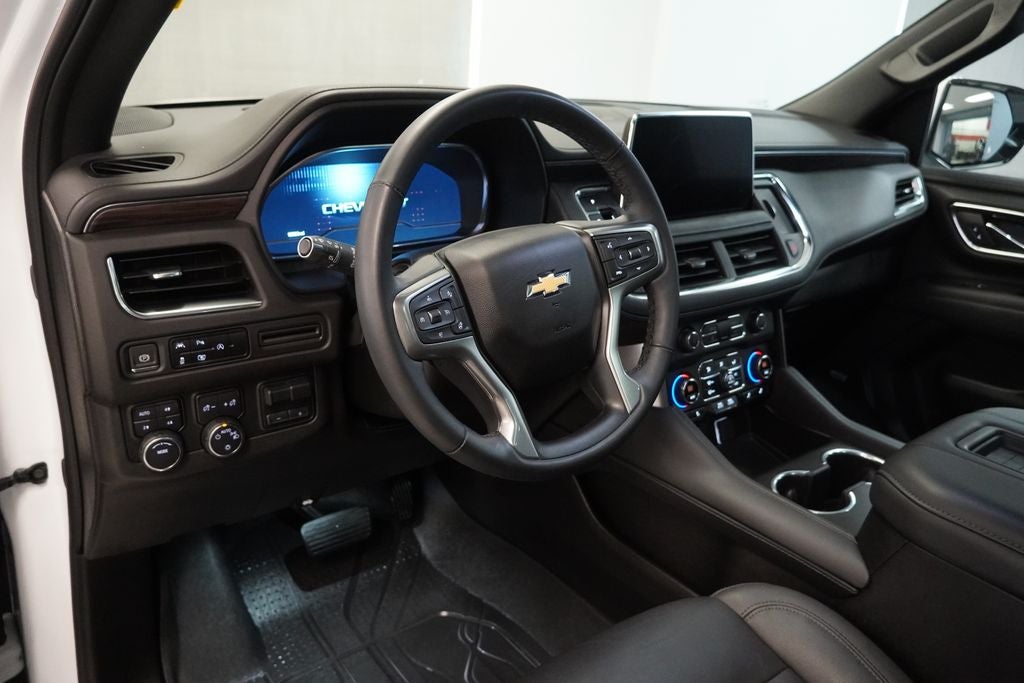 2024 Chevrolet Suburban LT 4X4