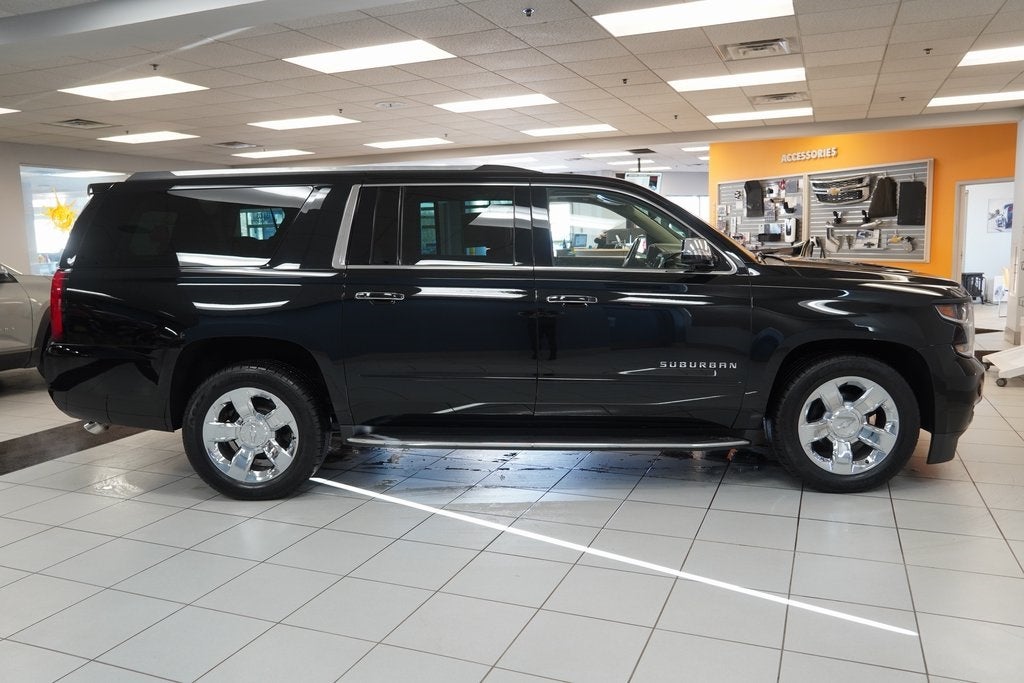 2020 Chevrolet Suburban Premier 4WD w/Power Sunroof