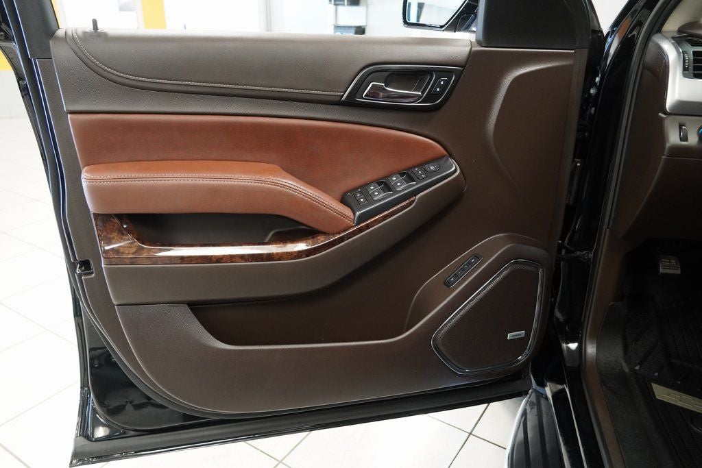 2020 Chevrolet Suburban Premier 4WD w/Power Sunroof