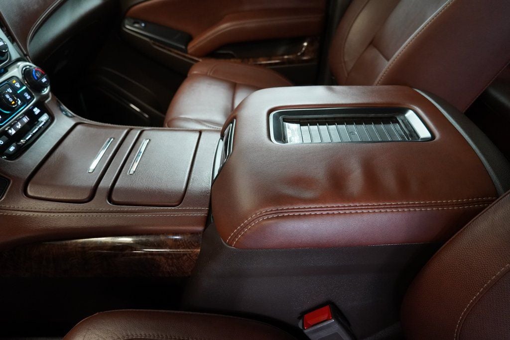 2020 Chevrolet Suburban Premier 4WD w/Power Sunroof