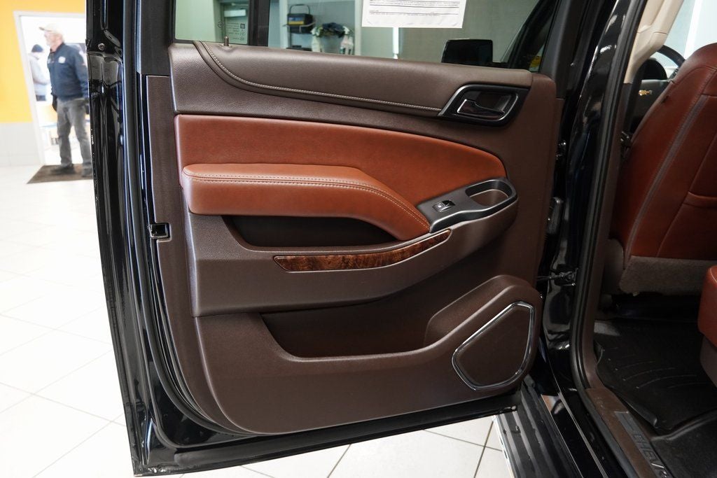 2020 Chevrolet Suburban Premier 4WD w/Power Sunroof