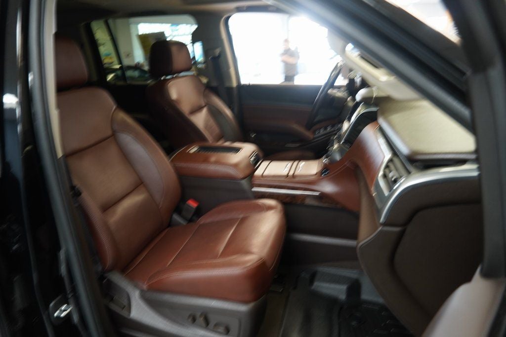 2020 Chevrolet Suburban Premier 4WD w/Power Sunroof