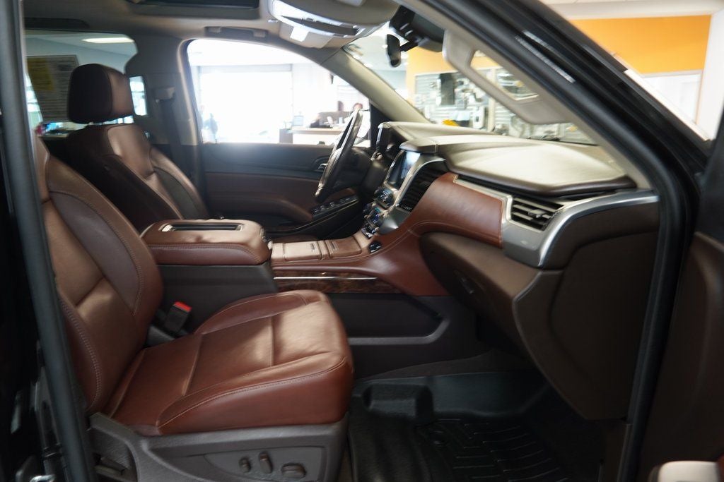 2020 Chevrolet Suburban Premier 4WD w/Power Sunroof