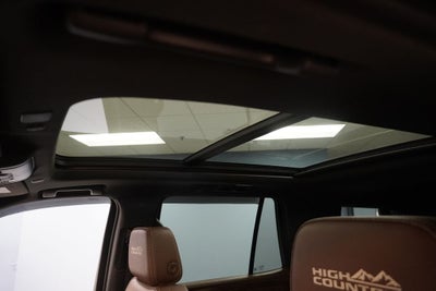 2022 Chevrolet Tahoe High Country 4WD