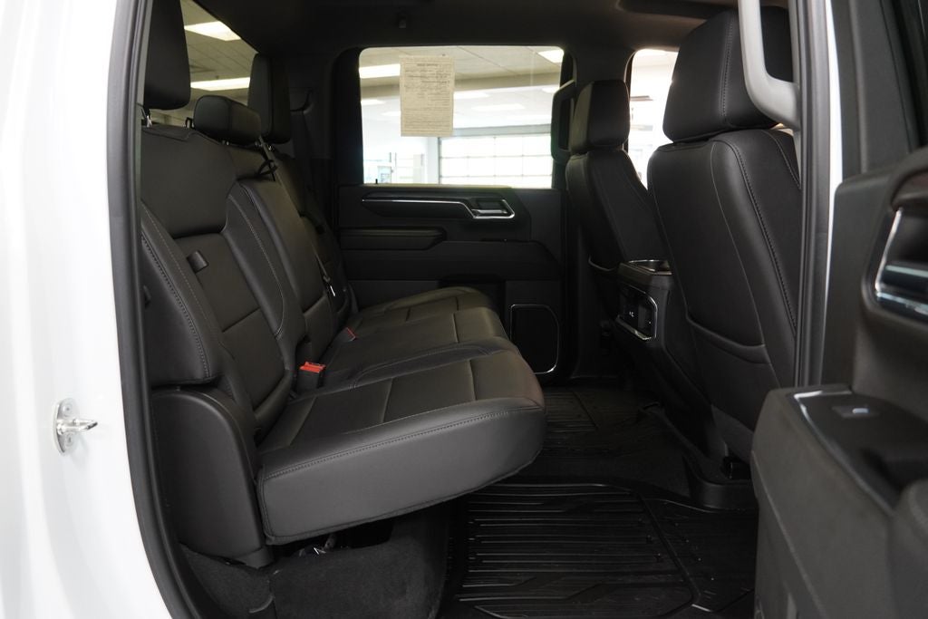 2024 GMC Sierra 3500HD SLT CREW CAB 4X4