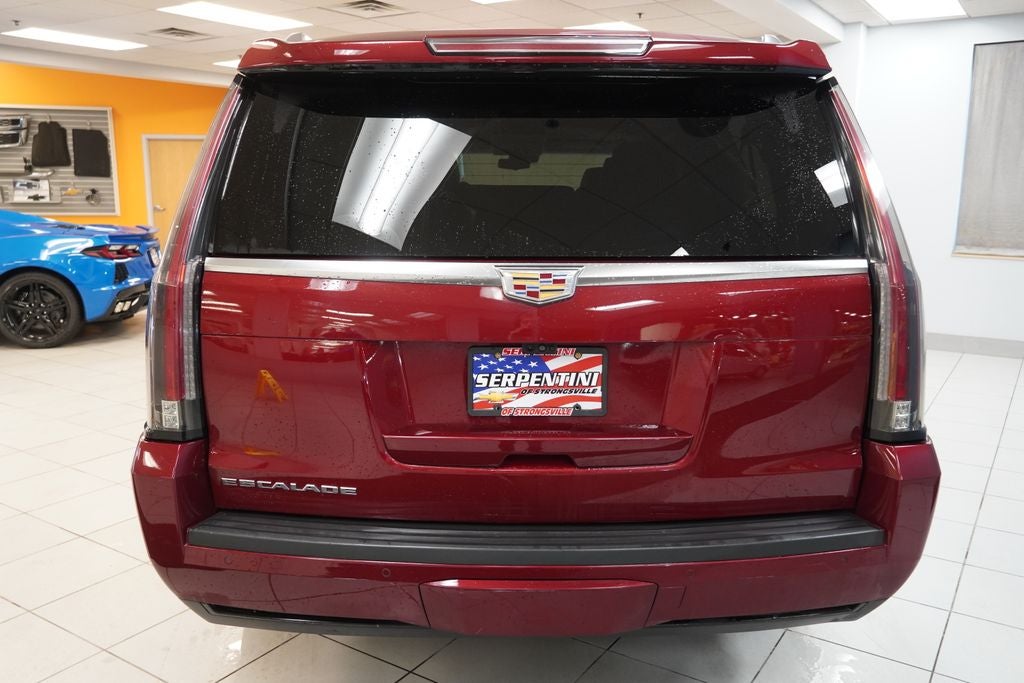 2017 Cadillac Escalade ESV Luxury 4WD