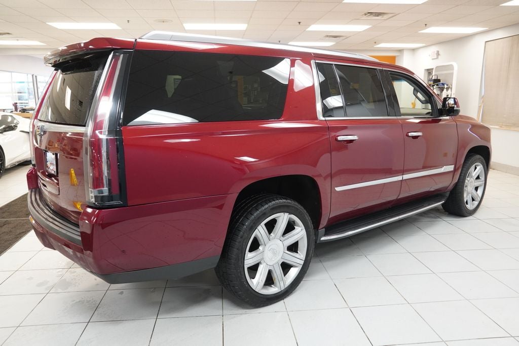 2017 Cadillac Escalade ESV Luxury 4WD