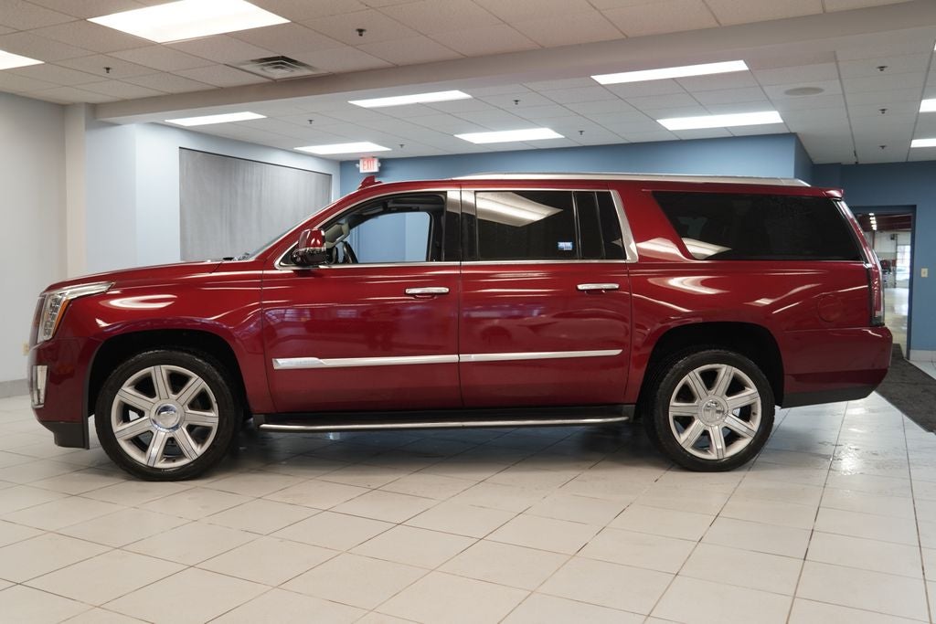 2017 Cadillac Escalade ESV Luxury 4WD