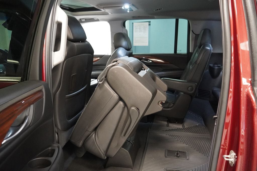 2017 Cadillac Escalade ESV Luxury 4WD